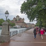 Promenade digestive en direction du bateau